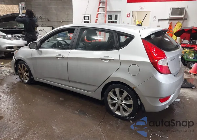 KMHCU5AE6CU033053: 44263595