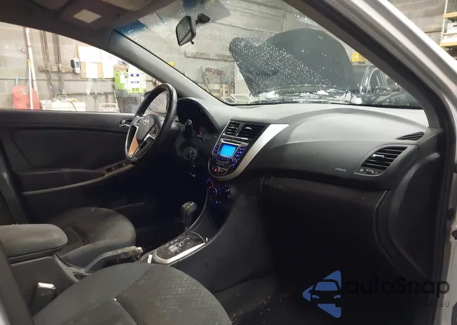 KMHCU5AE6CU033053: 44263595