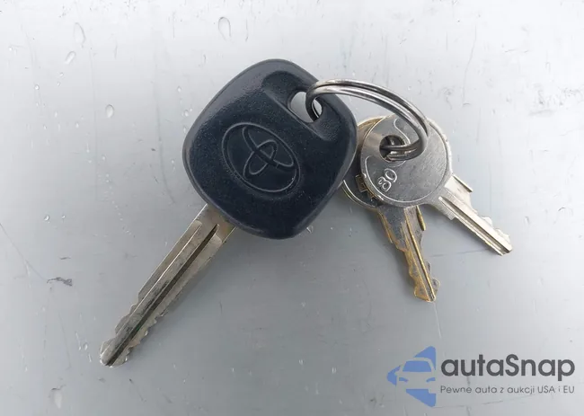 3TMKU4HN5CM032268: 44263696