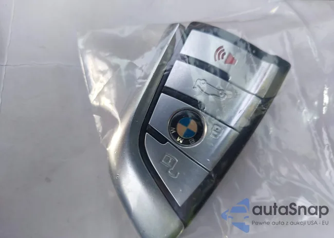 5UXCX6C08M9G73581: 44263704