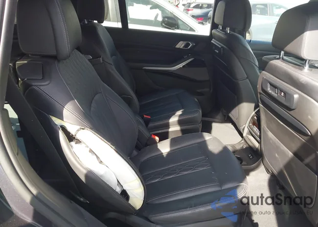 5UXCX6C08M9G73581: 44263704