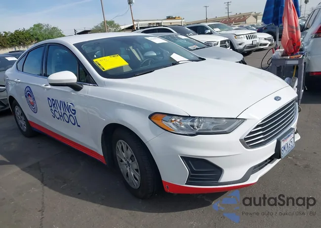 3FA6P0G71KR277676: 44262753