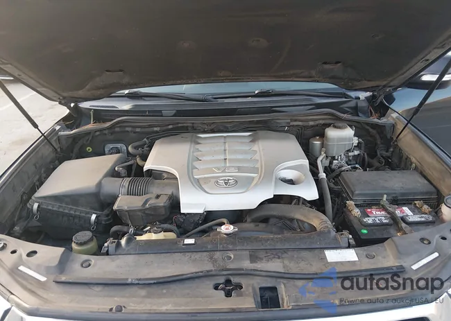 JTMCY7AJ8H4053104: 44262829