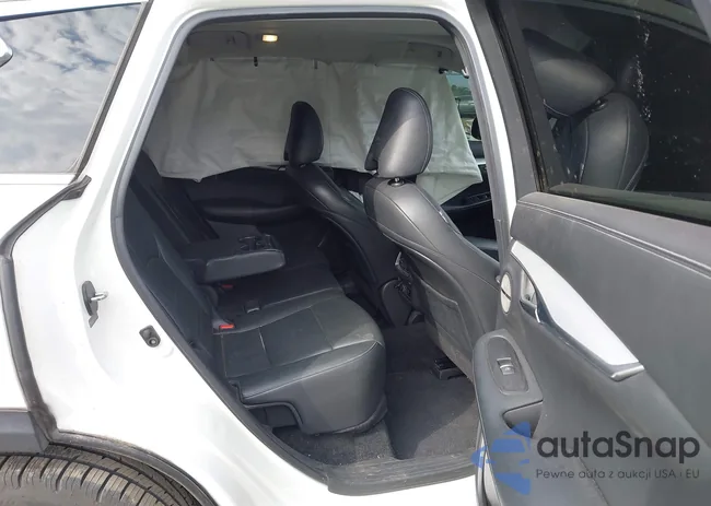 3PCAJ5M17KF102434: 44262838