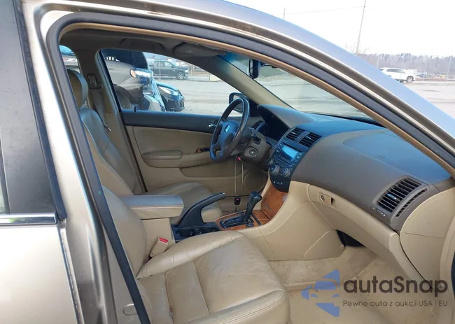 1HGCM66593A012400: 44262946