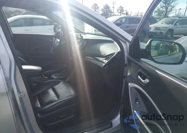 KM8SR4HF8DU032977: 44262983