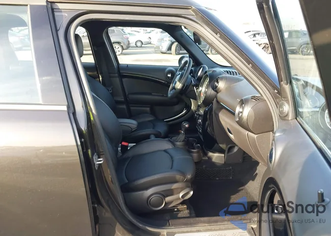 WMWZC5C58GWU01819: 44262987