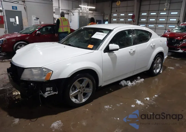 1C3CDZCB5DN557079: 44263105