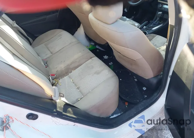 2T1BURHE4GC738580: 44264164