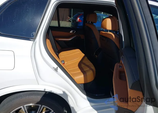 5UXCR6C07N9M77155: 44264308