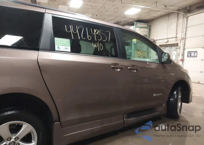 5TDKZ3DC8JS908327: 44264357