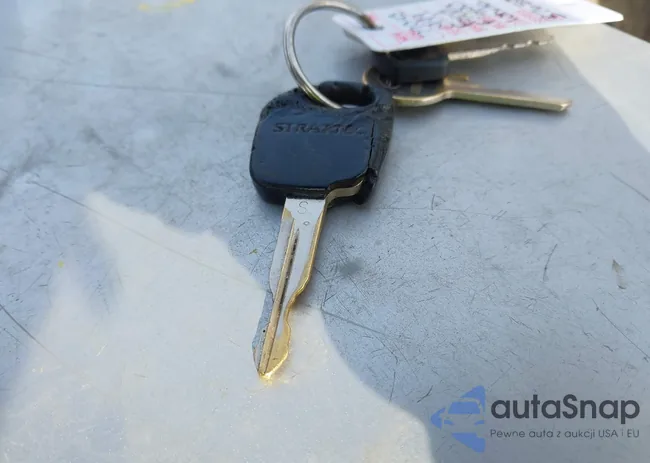 1FTRF27L1XNB76585: 44264405