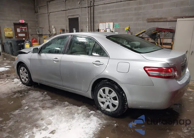 4T4BF3EK6AR006433: 44264426