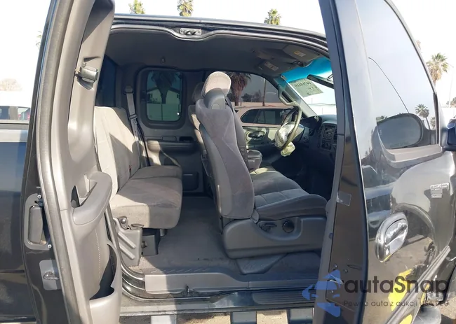 1FTRX18L82NA41604: 44264610