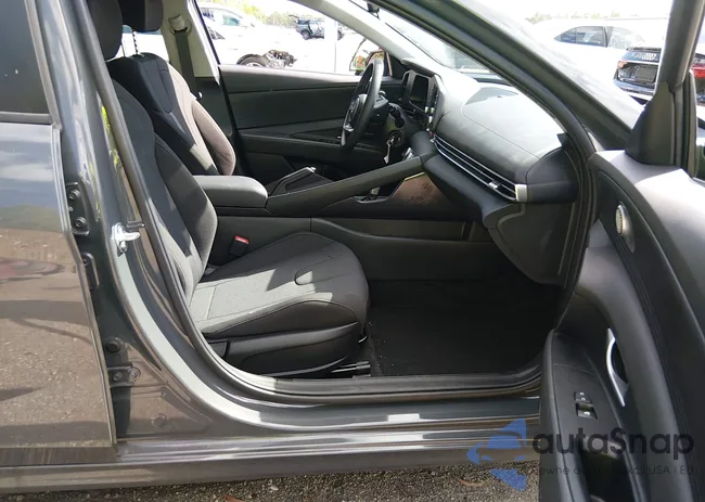 KMHLL4DG6SU008517: 44263739