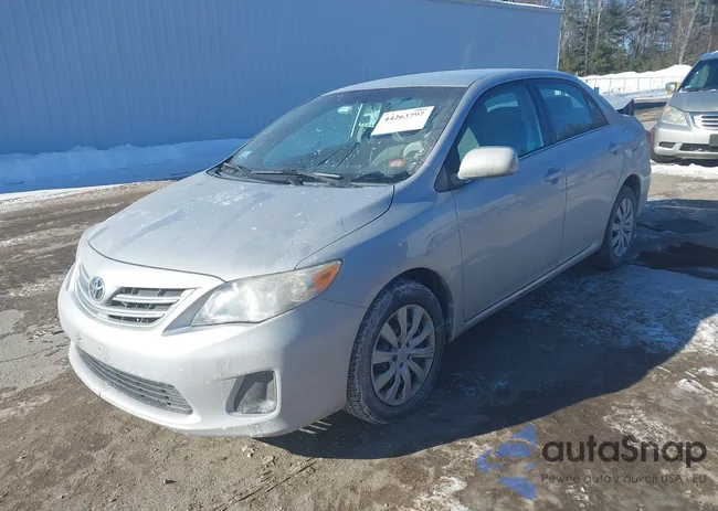 2T1BU4EE0DC096796: 44263797