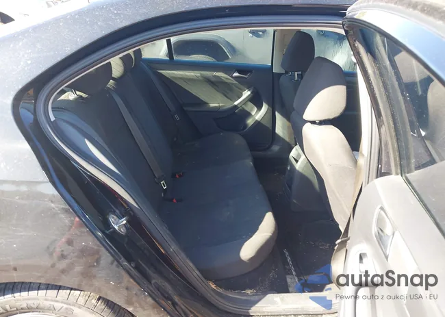 3VW2K7AJ9FM403951: 44263828