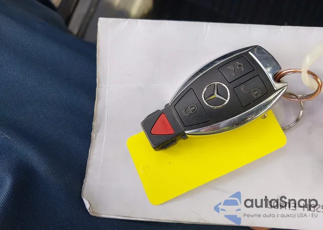 WDDSJ4EB4EN096027: 44263866