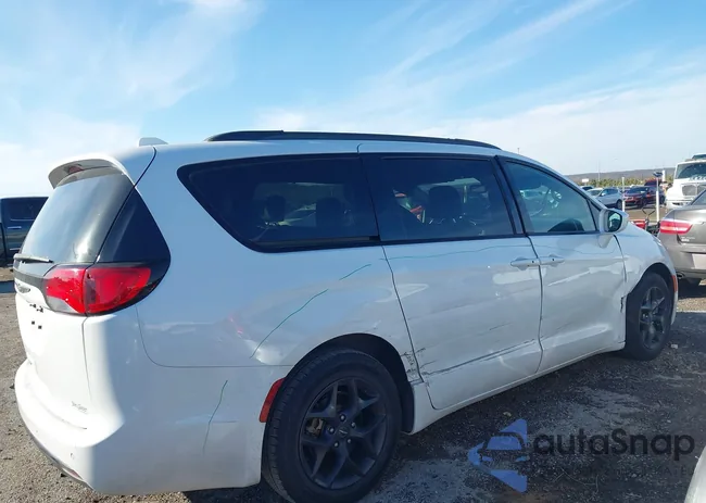 2C4RC1BG0LR150361: 44263870