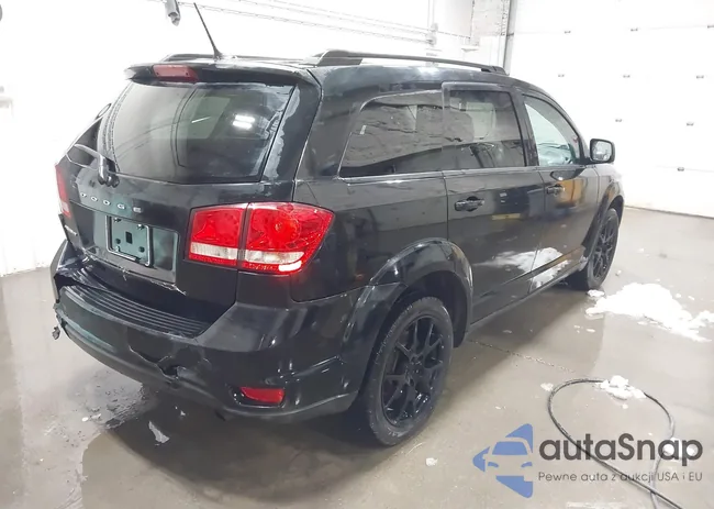 3C4PDCBB8GT133024: 44263909