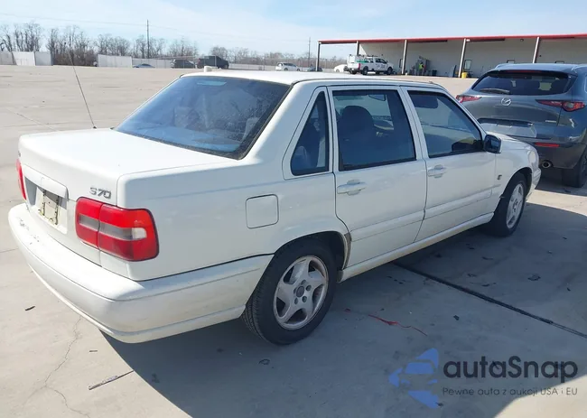 YV1LS55A3X1569087: 44263994