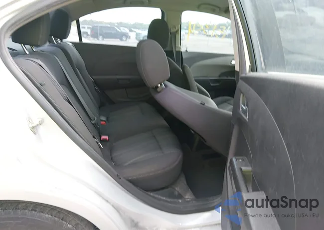 1G1JC5SH8E4165900: 44264027