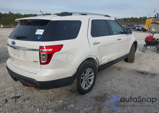 1FM5K8D8XFGC17257: 44264095