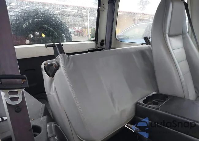 1J4FY19P8SP255864: 44264100