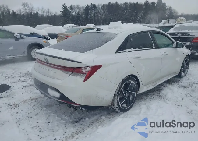 KMHLR4AF9PU621474: 44264101