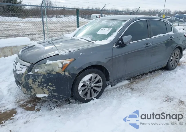 1HGCP2F36CA075310: 44264120