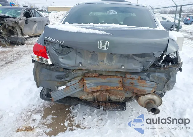 1HGCP2F36CA075310: 44264120