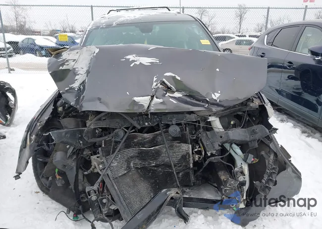 1C4RDJDG1JC115537: 44265147