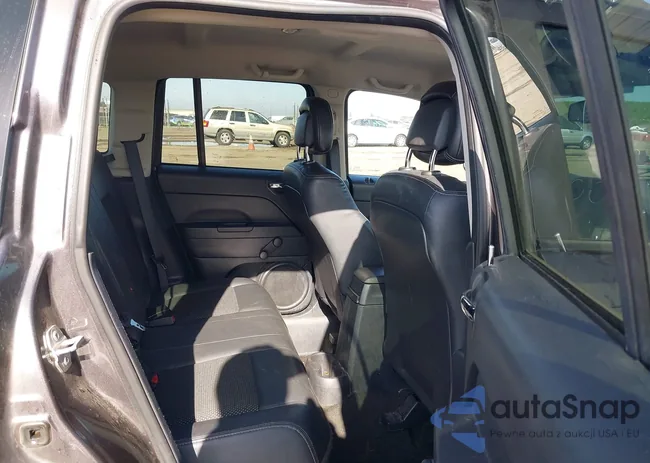 1C4NJDBB6FD427130: 44265266