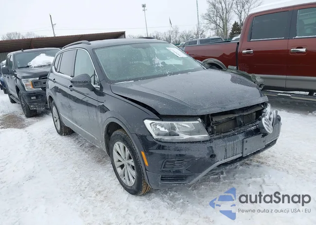 3VV2B7AXXJM140371: 44265317