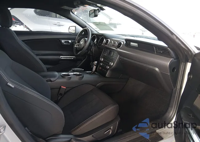 1FA6P8CF7J5130064: 44265380