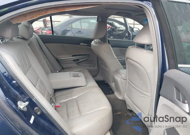 1HGCP36869A005705: 44265424