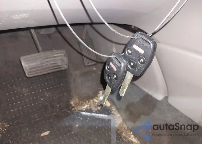 1HGCP36869A005705: 44265424