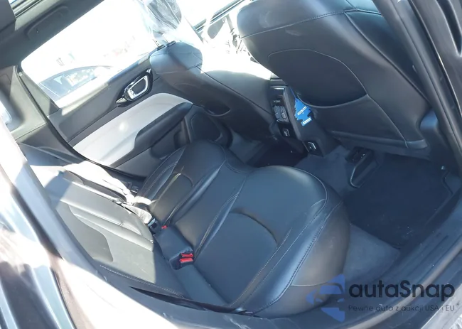 3C4NJDCN6PT525630: 44265469