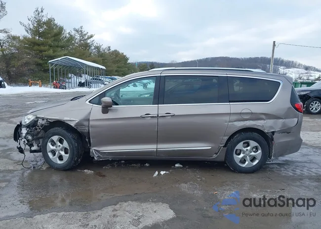 2C4RC1EG4HR722261: 44265480