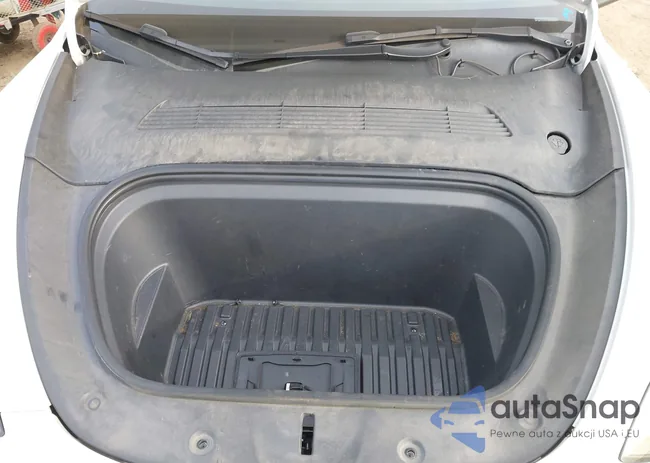 5YJYGAEE6MF284265: 44265520