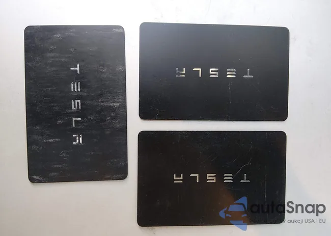 5YJYGAEE6MF284265: 44265520