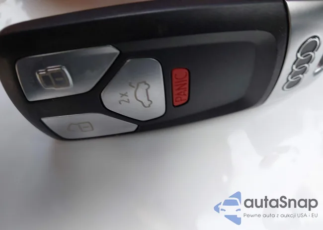 WAUEAAF4XPA036993: 44265526