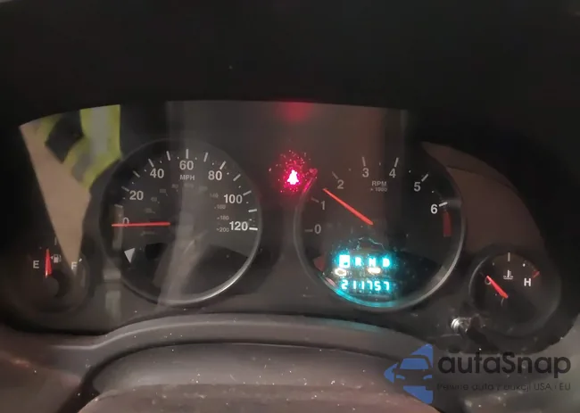 1C4NJRFB4CD608925: 44265560