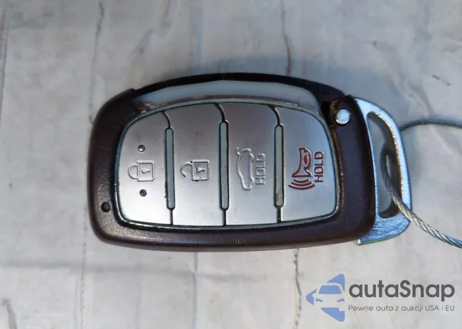 KMHE34L10GA009967: 44265577