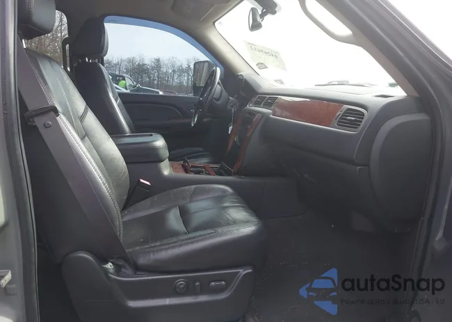 3GNFK12357G320526: 44265612