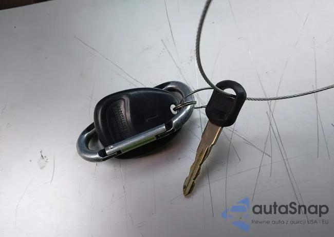 1GNDT13S352174465: 44264876