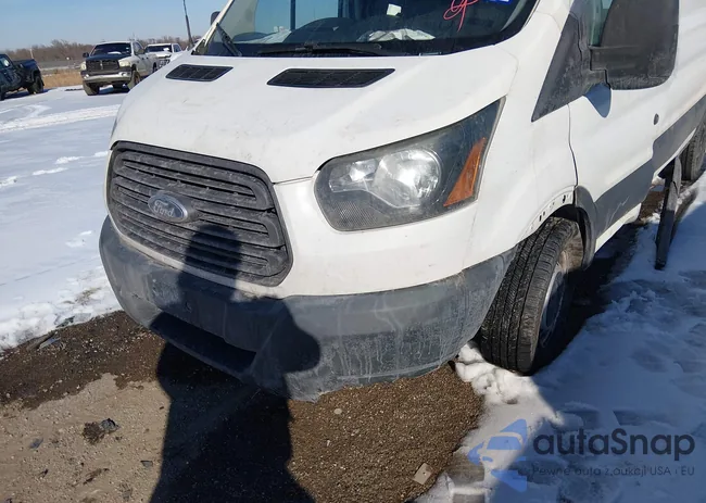 1FTYR2CM5HKA04080: 44264879