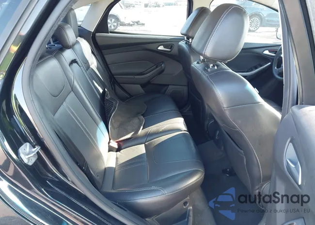 1FADP3F25EL221287: 44264921