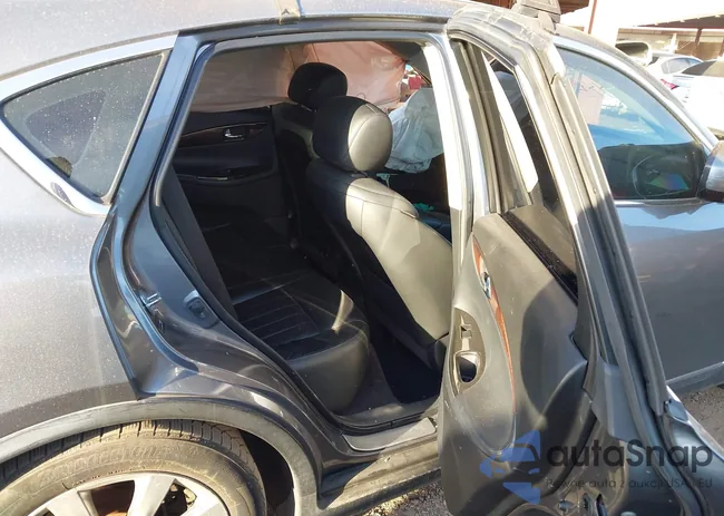 JN1AJ0HP5BM801556: 44265060