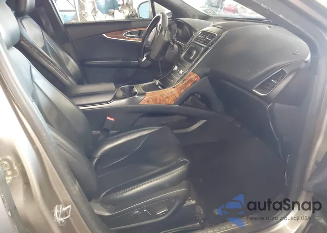 2LMPJ8K91KBL39129: 44265077